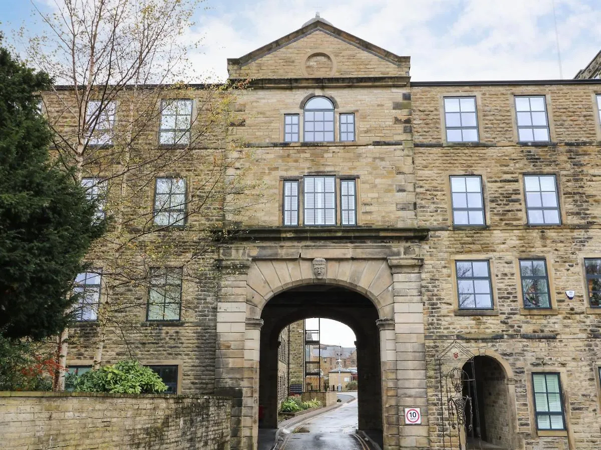 Over The Arch Keighley Wielka Brytania